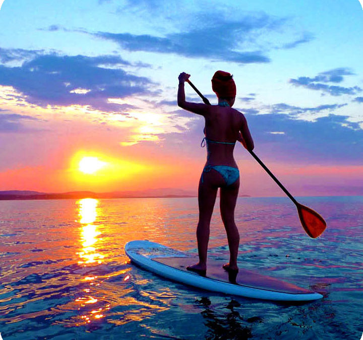 Προορισμοί για SUP στην Ελλάδα: Ποιες Παραλίες Είναι Ιδανικές για SUP